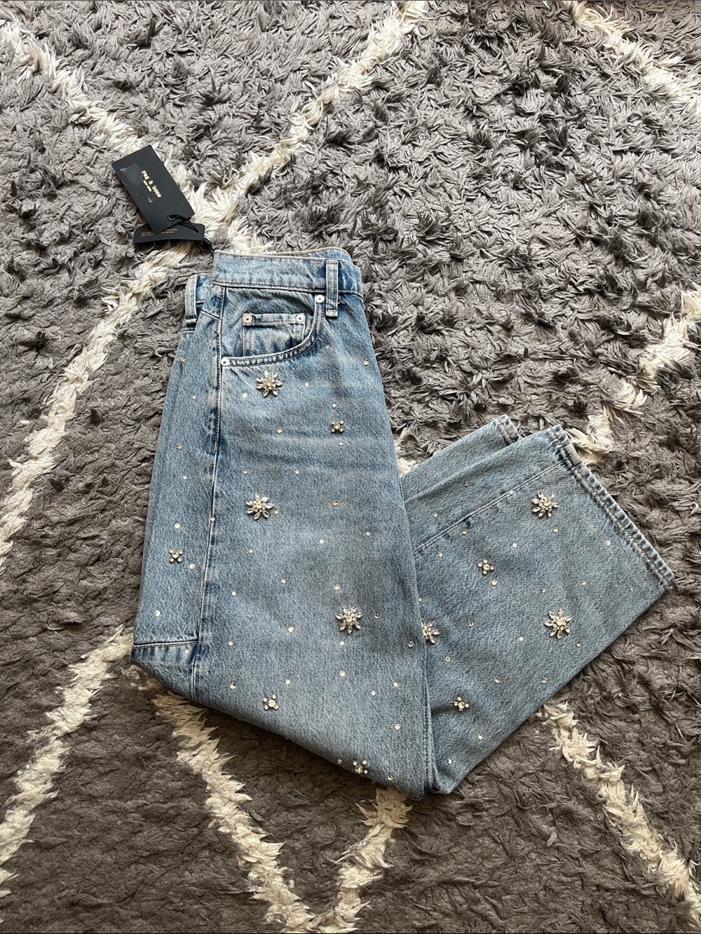 Rag and Bone high-rise barrel jean with rhinestone detail. Size 26. Blue. New.